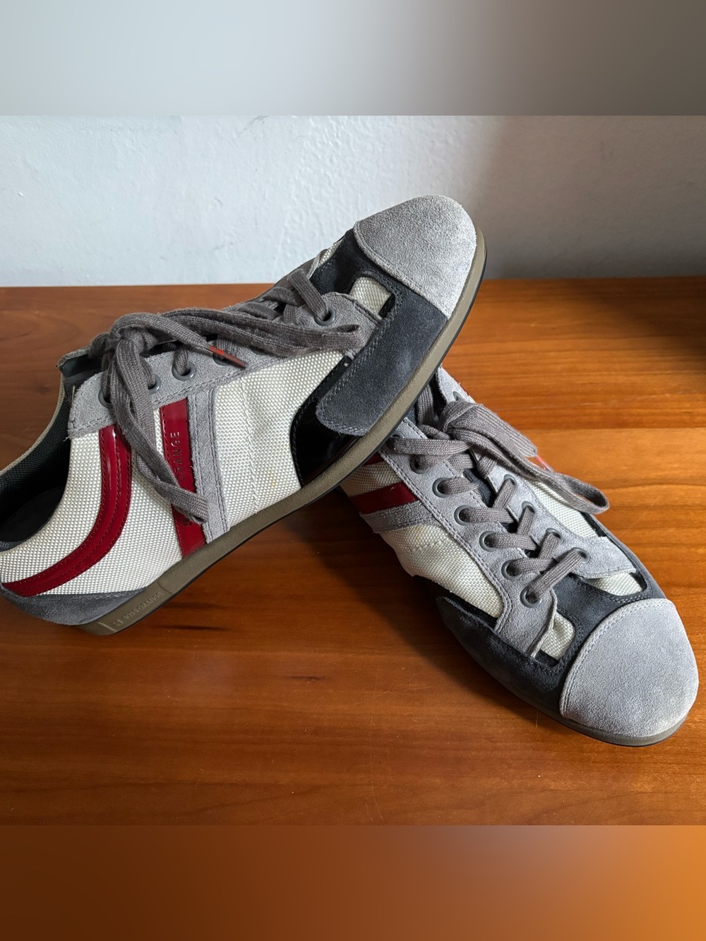 NWOT Hugo Boss Orangeline Men's low-profile lifestyle trainer Size 42
